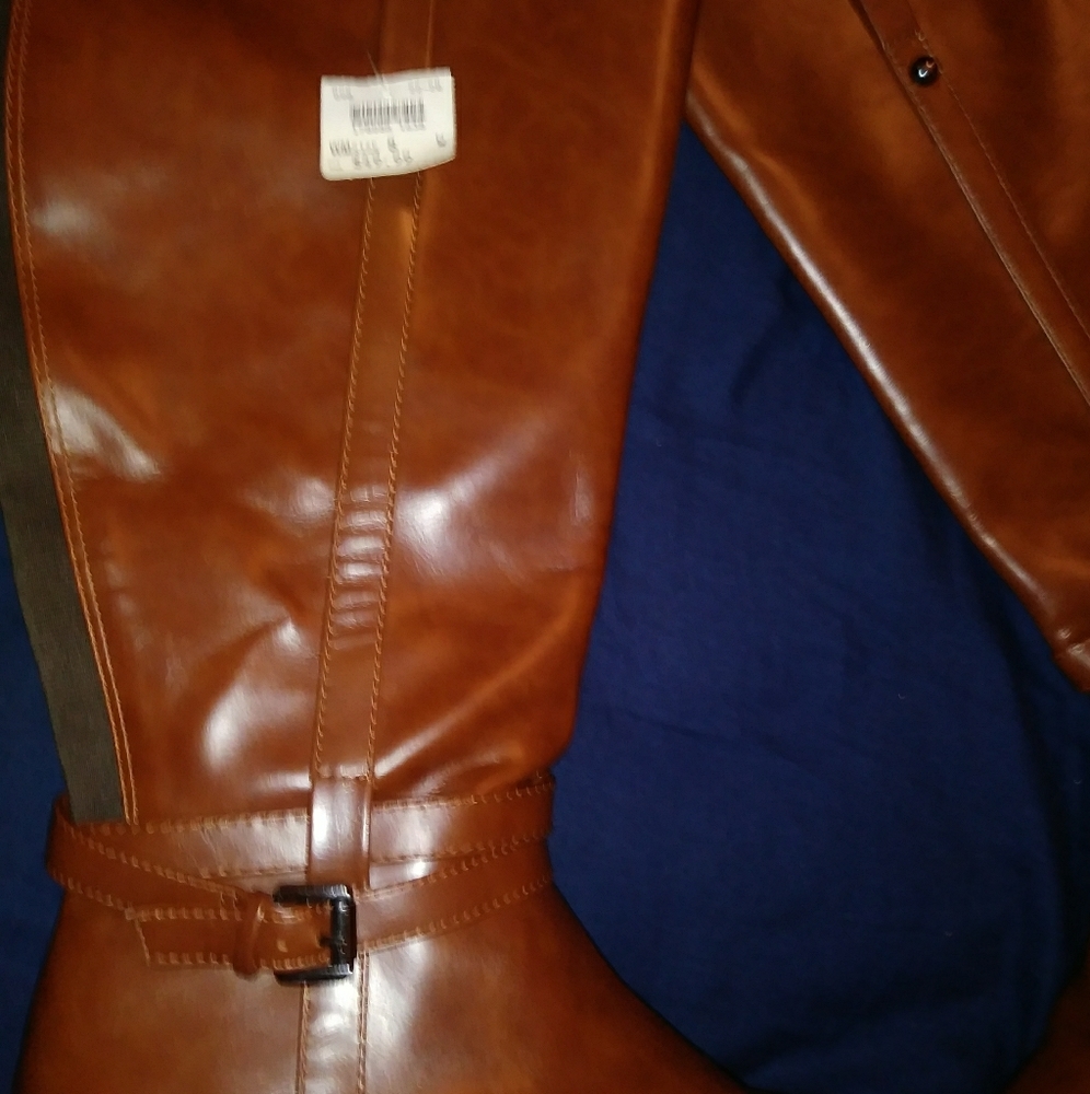 8w American Eagle boots